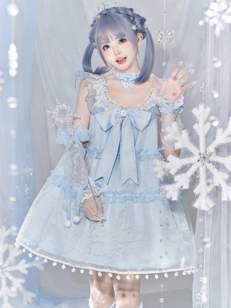Robe bleu clair à pompons superposés et château de neige et de lune, jupe pull Sweet Lolita