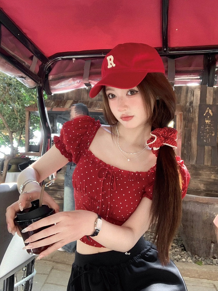 Red Square Neckline Short Sleeve Top with Polka Dot Pattern - Qchiwawameme