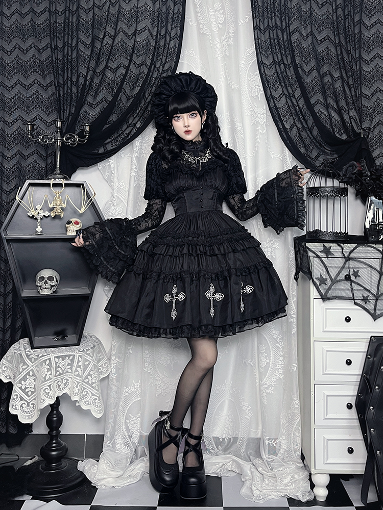Gothic Lolita Kuro Black Floral Lace Blouse