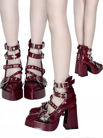 Gothic Weinrot Kreuz Herz Schnalle Riemen Nieten Plateau High Block Heels