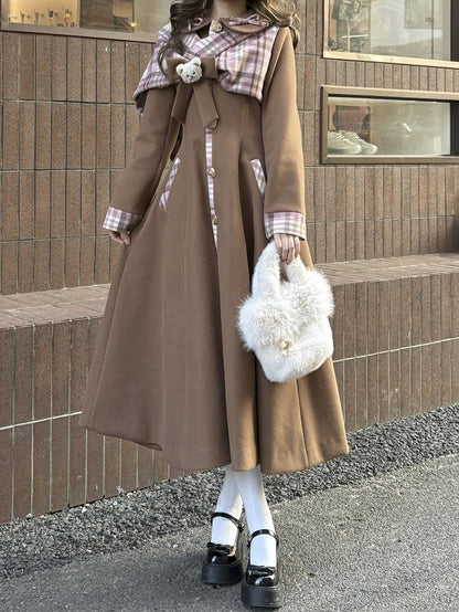 Brauner süßer Vintage-Mantel im Preppy-Stil mit Schleifenakzent und karierten Schaldetails