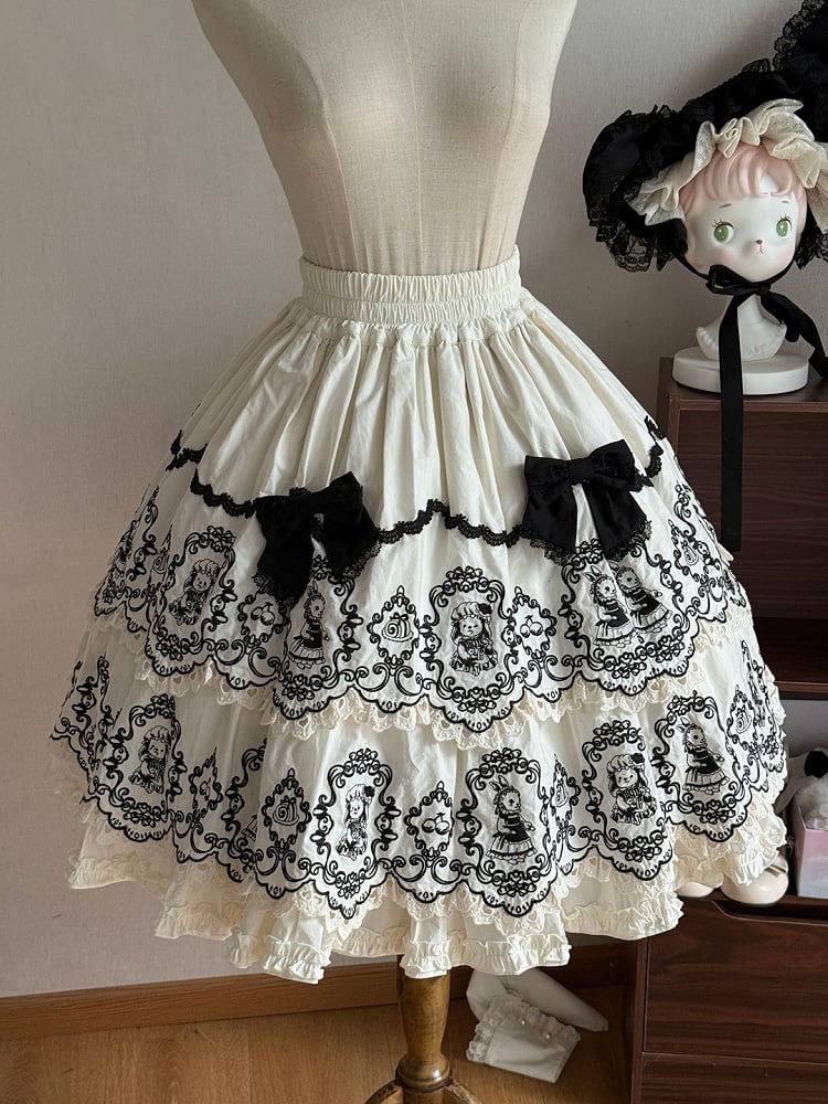 Lolita with Edge Scalloped Layered Elegant Trim Black Rabbit Pattern White Skirt