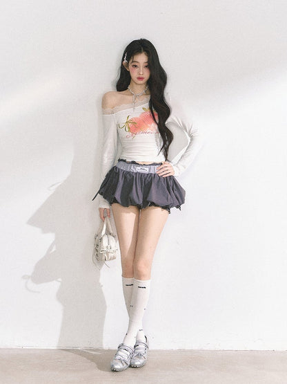 ホワイト アシンメトリーネックライン ストロベリープリント トップス