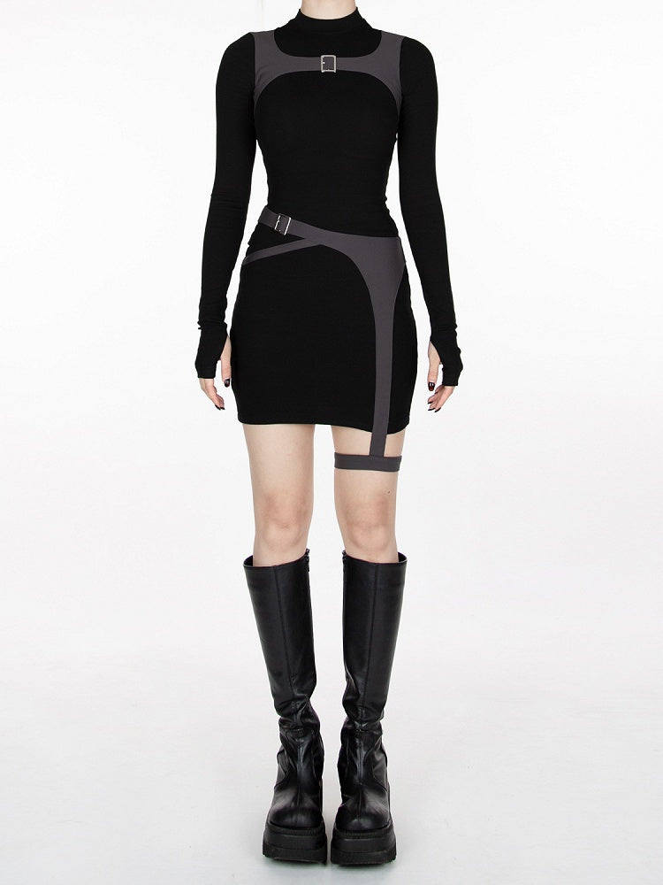 Cyberpunk Futuristisches Kleid mit Schnallenriemen in Schwarz und Grau, Taillengürtel und Harness, All-in-One mit Strumpfband