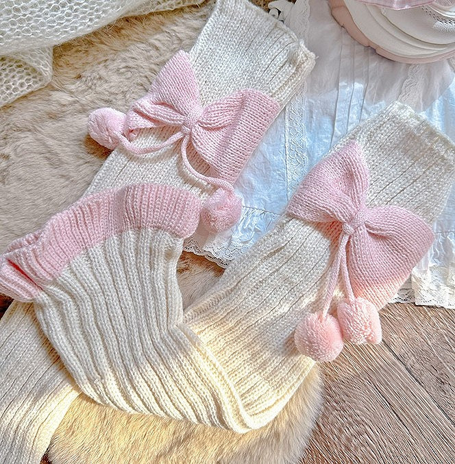 Style Pink Pom-pom Bow with Knitted Beige Accents Warmers Y2K Leg Details