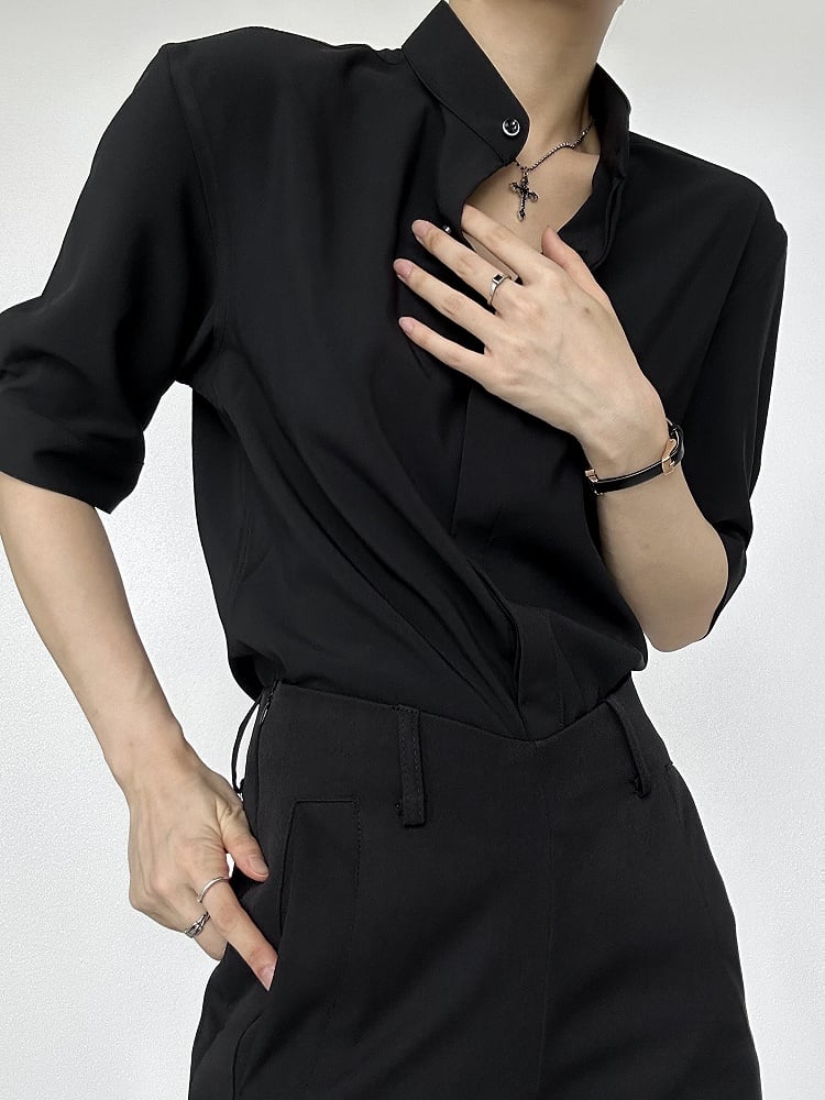 Ouji Lolita Black Unisex Short Sleeve Shirt with Straight Cut & Button-Down Front