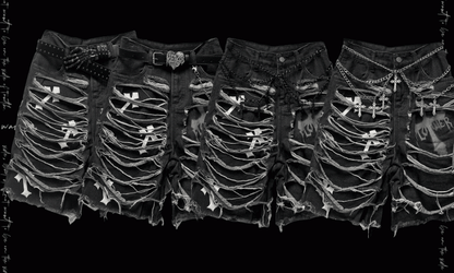 デニムショートパンツ Y2K クロスアップリケ ダメージ加工 穴あき ダークグレー グラマラス