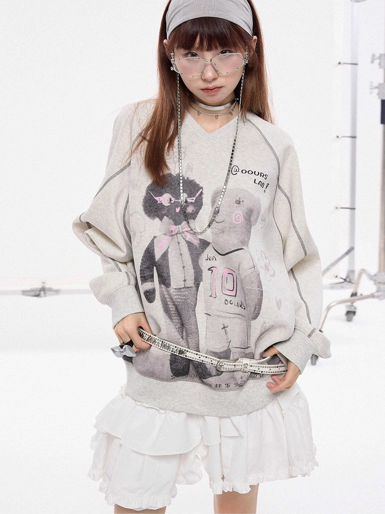 Bear Vintage Gray V-Neck with Print Oversized Sweatshirt