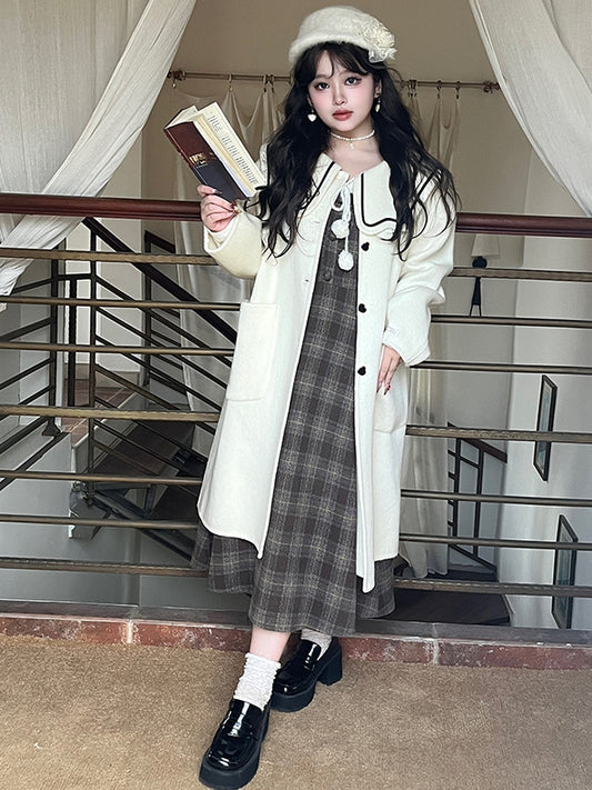 プラスサイズ ミルクホワイト セーラーカラー ハートボタン ウールコート