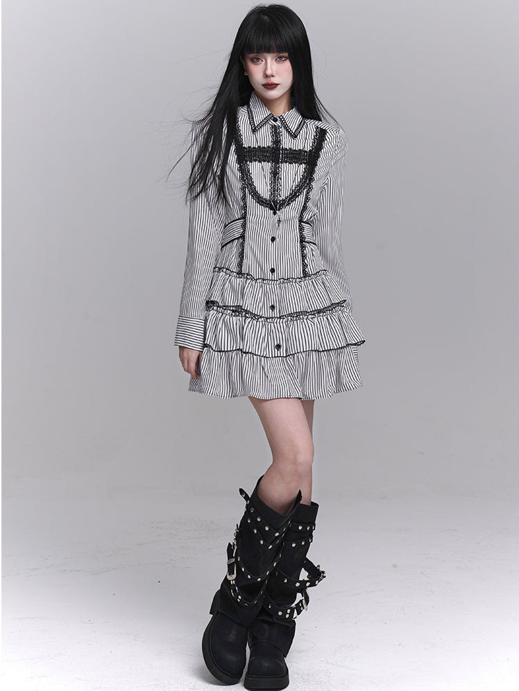 Skirt Black Gothic and White Tiered Lace Cross