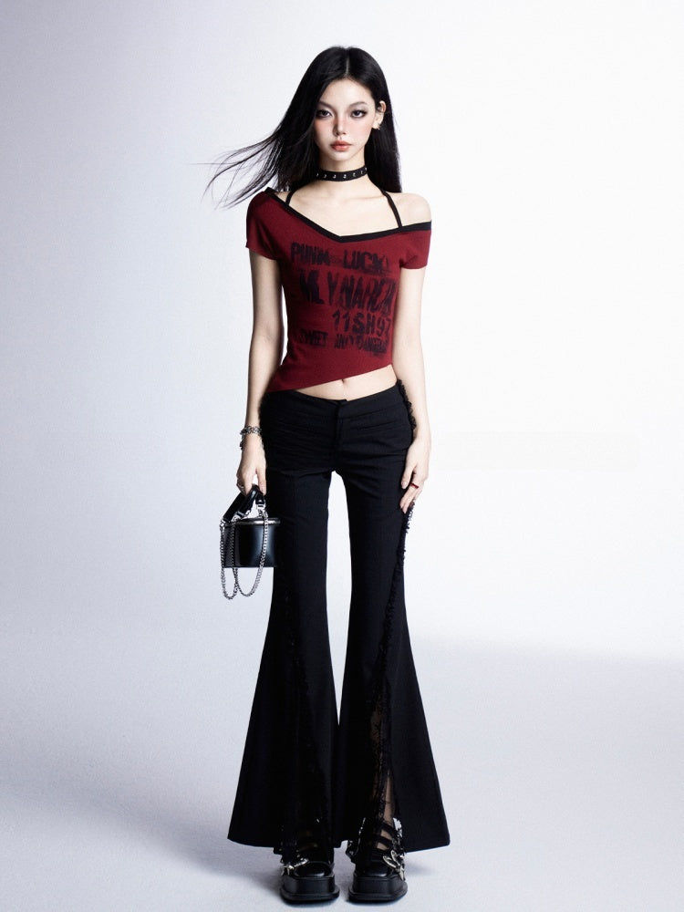 Spitzenpatches, Bündchen, Saum, glamouröse Taille, rohe schwarze, tief ausgestellte Hose