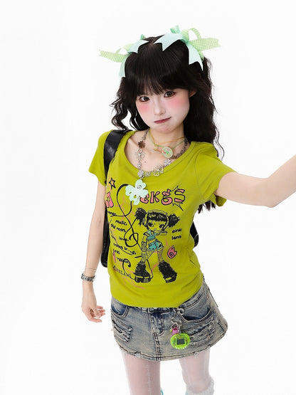 Green Fitted T-Shirt with Cartoon Girl