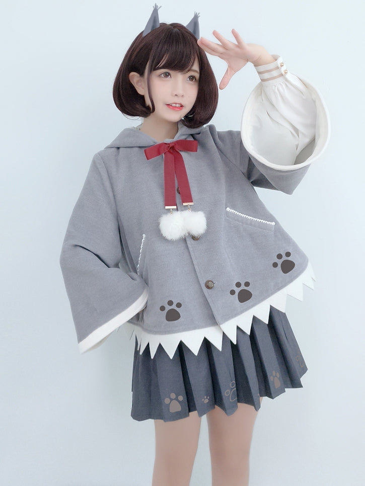 ダークグレーの足跡刺繍ボックスプリーツスカート