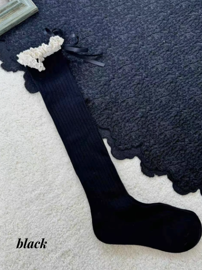 レーストリムの蝶結びカーフソックス