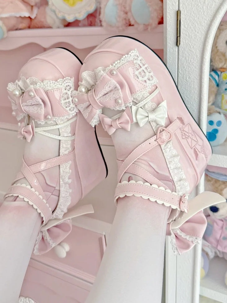 Sweet Platform Decor - Mary Janes Beads Pink