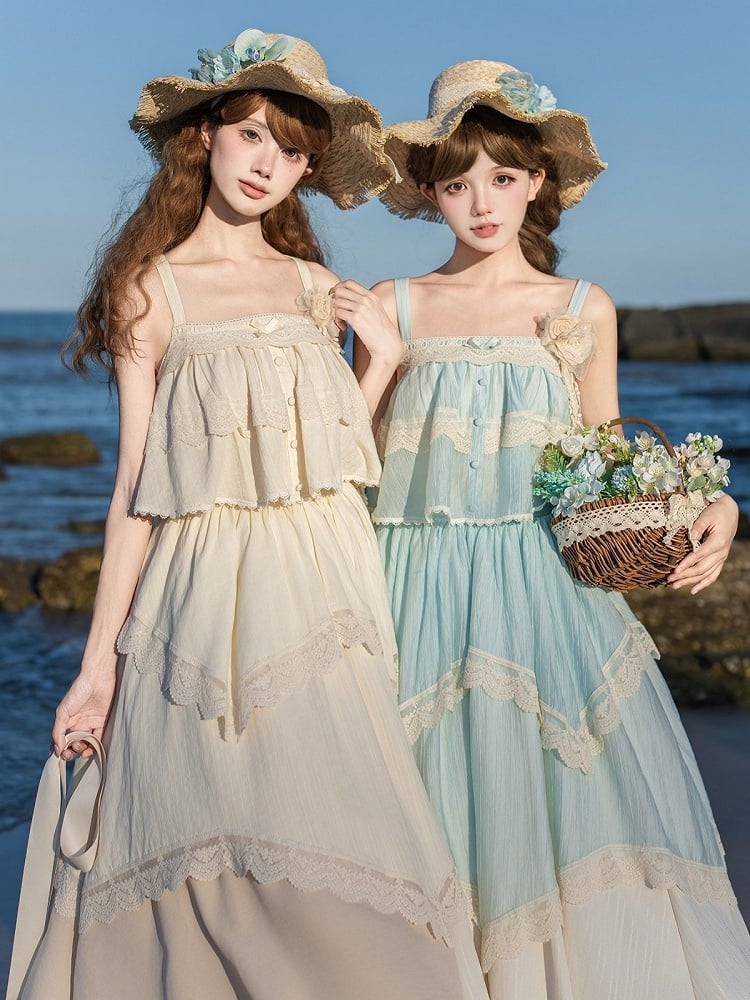 Lace-Trimmed White Flower Brooch - With PUJI