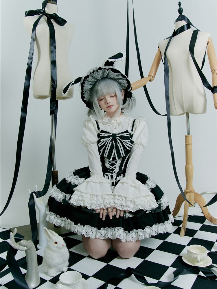 Black and White Old School Bowknot Details Lace Accents Balletcore Dress Lolita Jumper Skirt