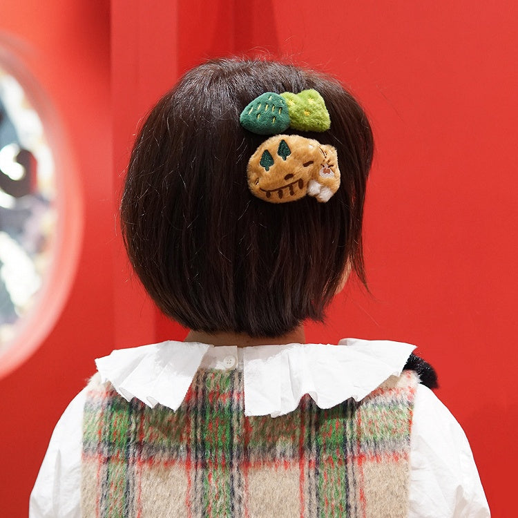 Cute Plush Hair Clip And Brooch Set