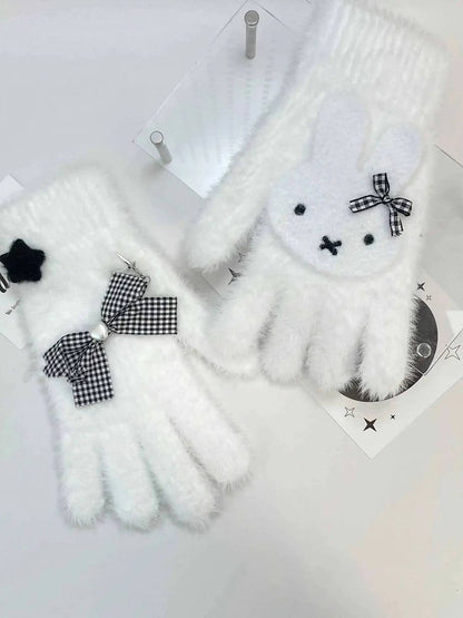 Cute and Miffy Gloves Pattern Plush Star Black/White with