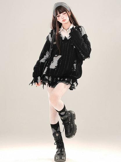 ブラック/グレー ダメージ加工 ホールズ フェイクツーピース Vネック ルーズセーター