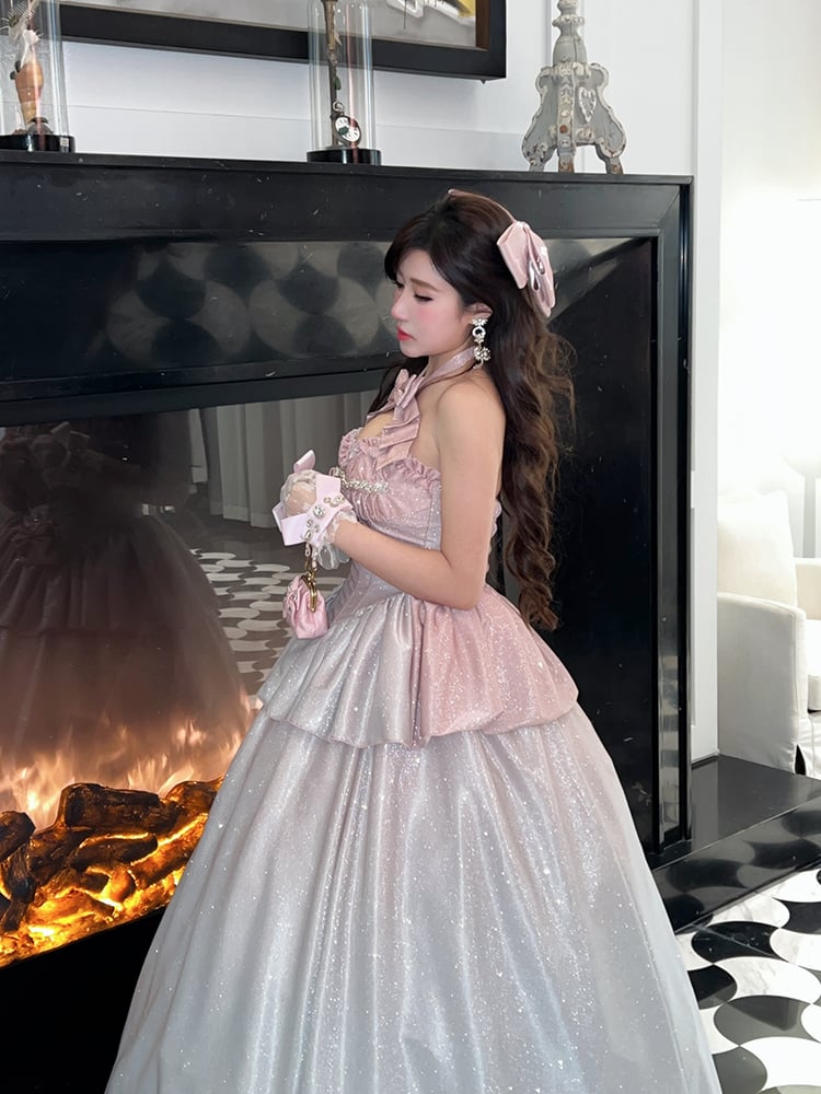 Schimmerndes, rosafarbenes Neckholder-Top mit herzförmigem Ausschnitt und langem Rock zum Geburtstag und Ballkleid