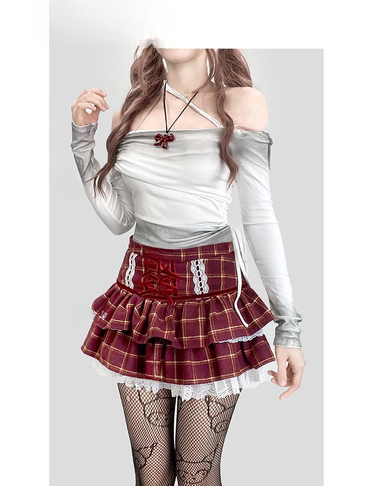 Gerafftes Top mit schulterfreiem Ausschnitt in Weiß mit Farbverlauf