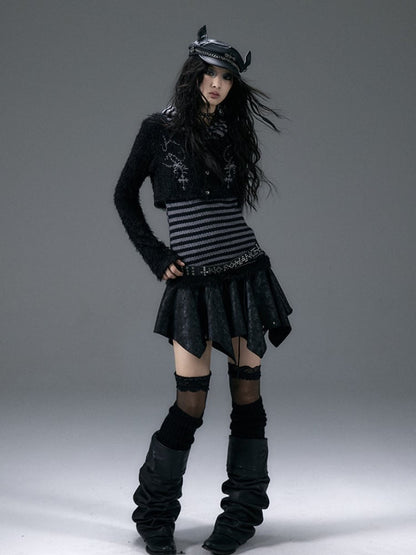 Schwarzer Rock mit Taschentuchsaum und Schnürung