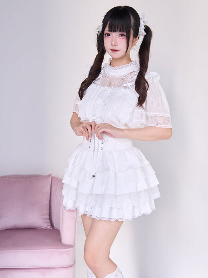 Schnürung, Spitzenbesatz, Kei-Korsett, Rockdetail, gesmoktes Taillenband, weißer Rücken, gestuftes Jirai