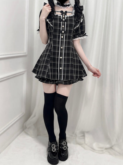 Weißes Choker-Set, schwarzes Jirai – Minikleid mit Flatterärmeln und Schleife am Rücken zum Selbstbinden + Shorts + und Kei-Plaid
