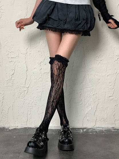 Overknee-Design, schwarze Manschette, gerüschte, ausgehöhlte Mode-Gyaru-Strümpfe