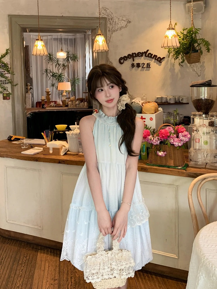 Leichter Rock mit Knöpfen, ärmelloses Kleid mit Neckholder, Bubble Blue, Rüschen, Perlen