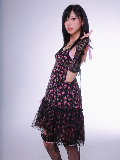 Gyaru – Schwarzes Neckholder-Kleid mit Blumenmuster