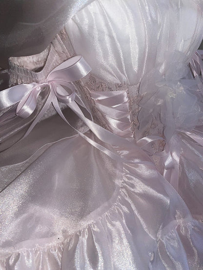 Hellrosa Blumenkleid mit Feenprinzessin-Taille und Puffärmeln