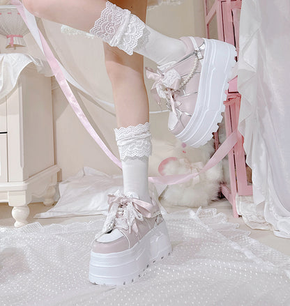 Jirai Kei – Rosa Plateauschuhe mit Strasssteinen und abnehmbarer Perlenkette