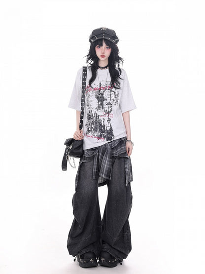 Light Gray Crew Neck Short Sleeve T-Shirt with Gothic Print - KNOW8 Online Shop