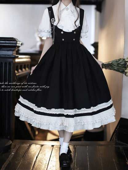 Schwarzes Overallkleid im Preppy-Stil mit hoher Taille und beigem Spitzenbesatz