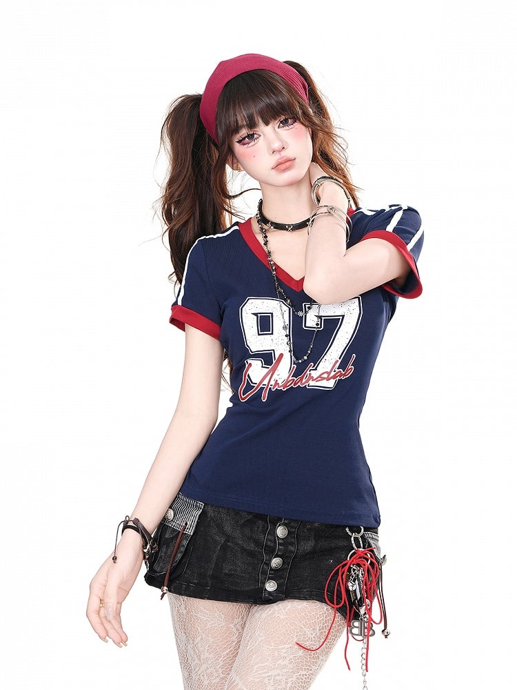 Light Blue/Navy Blue V-Neck Number Contrast Trim Glamorous T-shirt