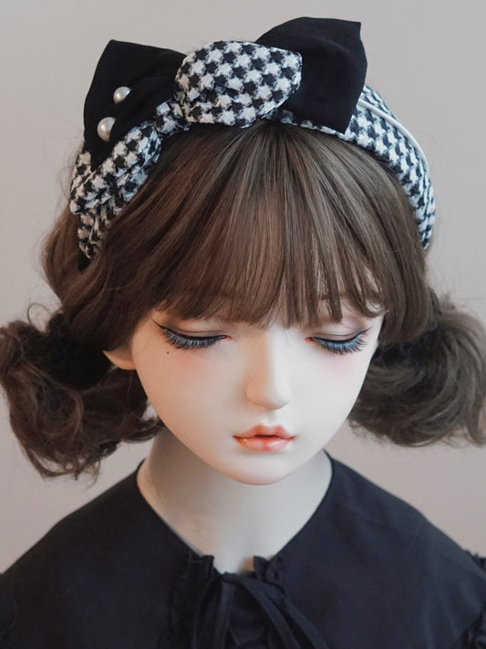 大きなKCリボン、黒、ビーズ、白