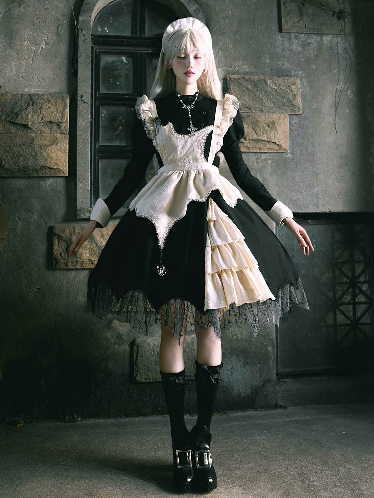 Robe Lolita noire à ourlet incurvé en toile d'araignée avec tablier beige