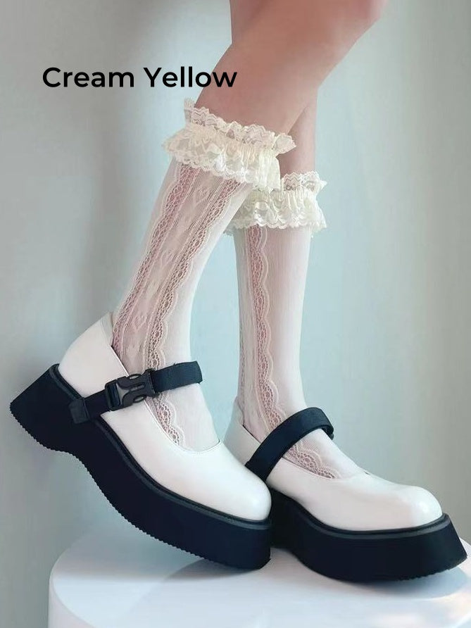 ホワイト/クリームイエローのフリルレースカフスカーフソックス
