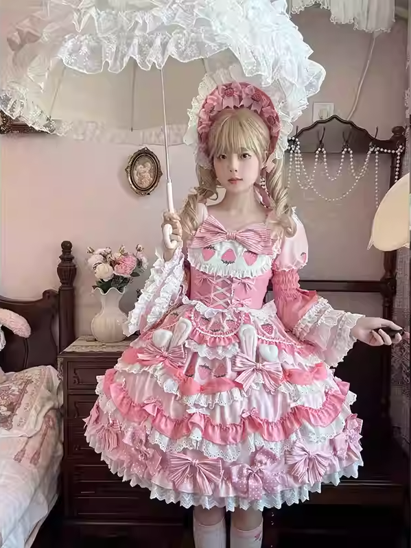 Four-pieces Pink Lolita Sweet Set-Tiered Creamy Strawberry Bunny