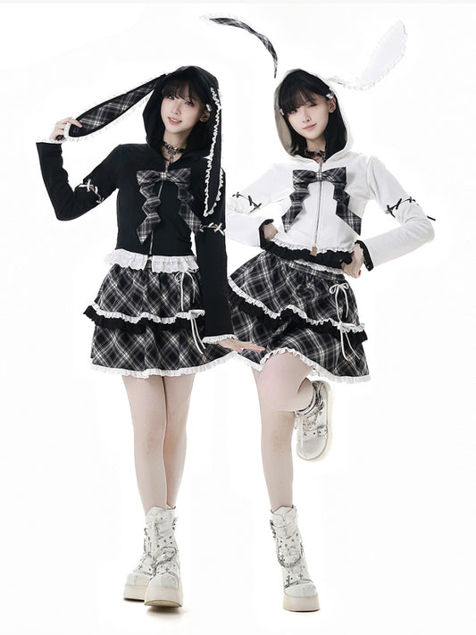 フリルレーストリム、蝶結びディテール、ティアードスカート、ブラックチェック柄