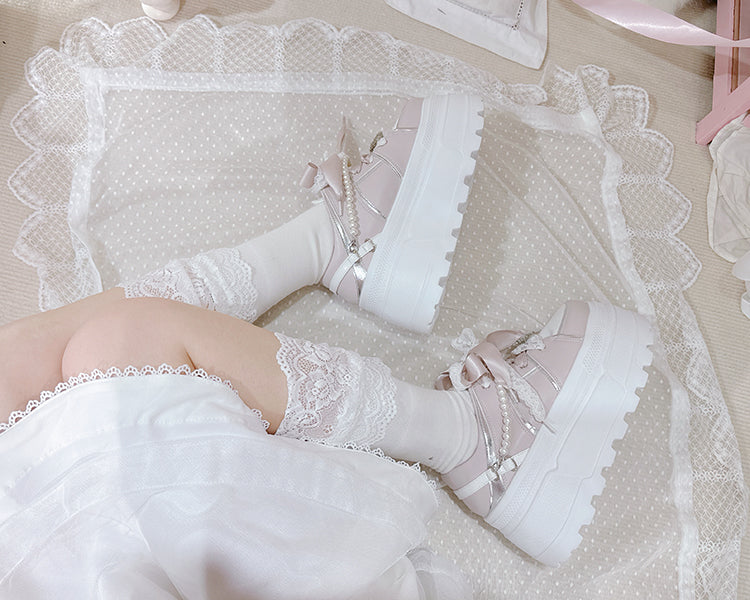 Jirai Kei – Rosa Plateauschuhe mit Strasssteinen und abnehmbarer Perlenkette