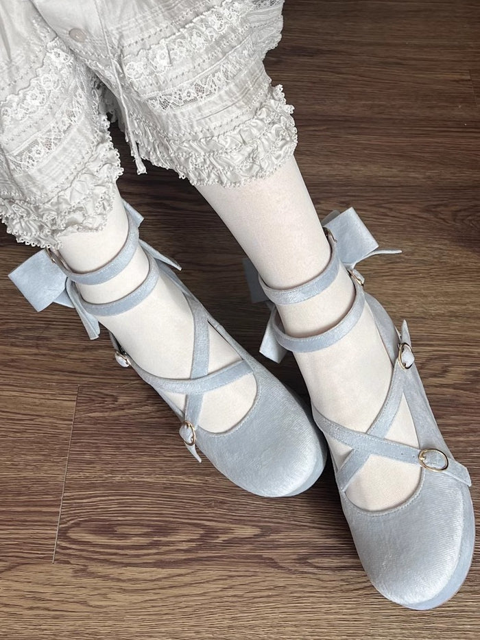 Plateauschuhe im PU-Design mit süßem Akzent – ​​Blauer Keilabsatz, überkreuzte Lolita-Schleife