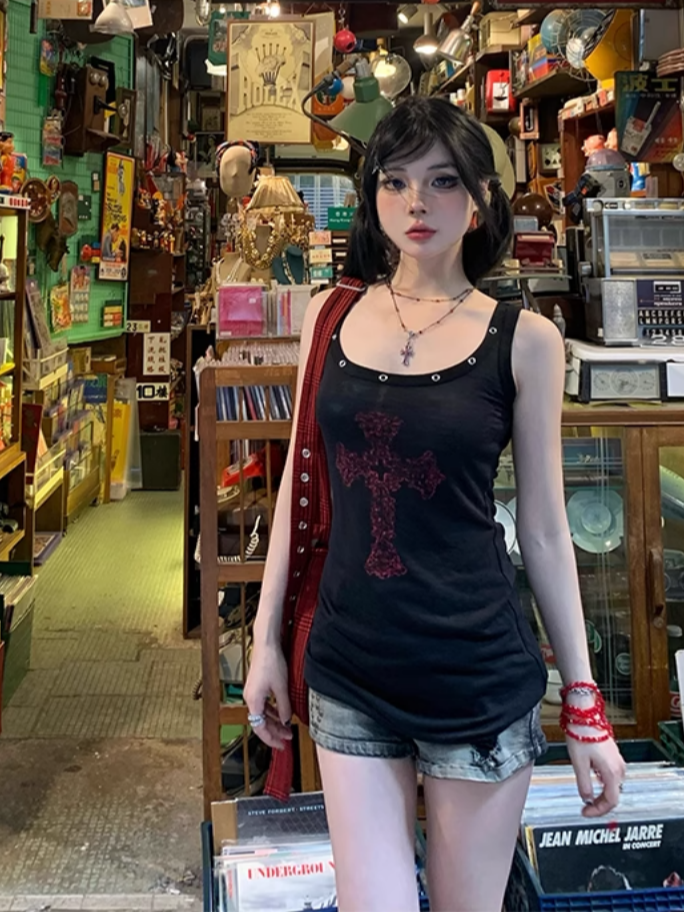 ネックラインタンクトップ ブラック スクープクロスプリント グラマラス