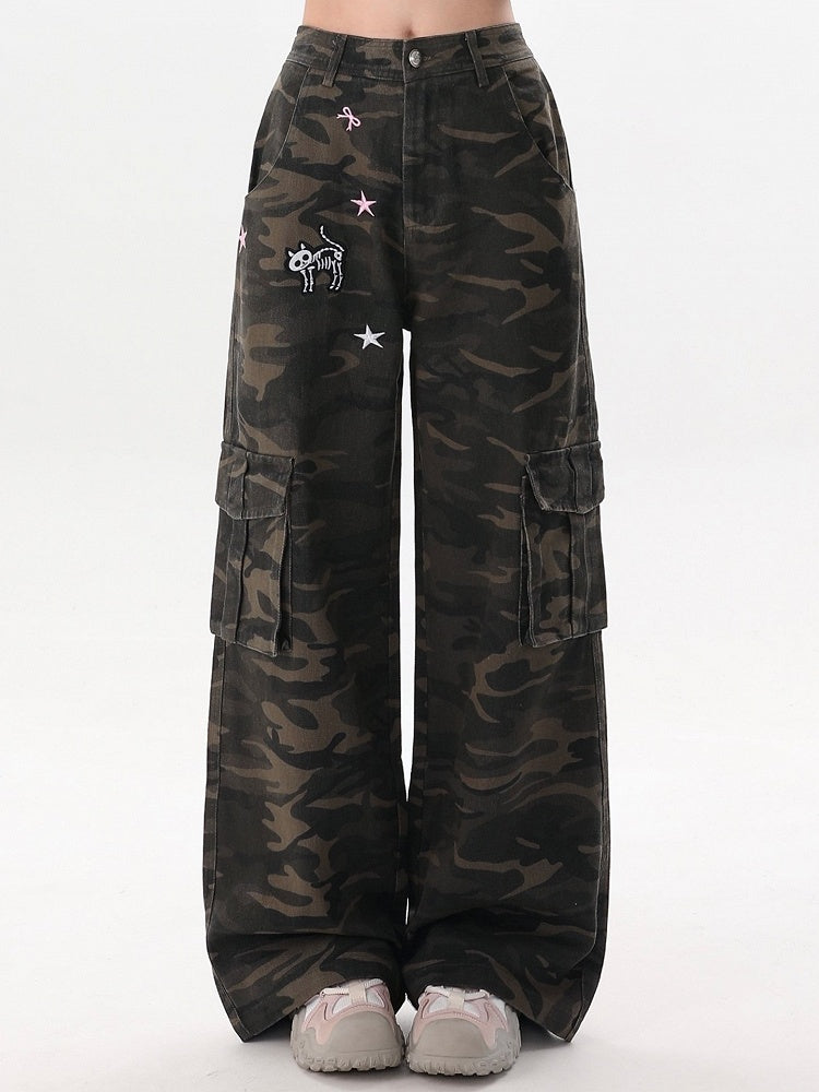 Utility Cargo Signature Kitty with Pants Skeleton Embroidery Camo Star