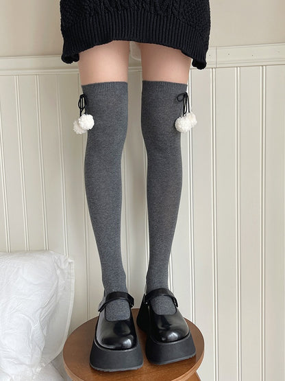 Cute Overknee Stockings With Pompons