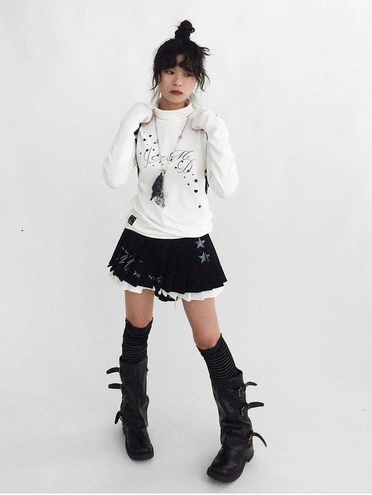 Black star print layered pleated mini skirt from innomoood