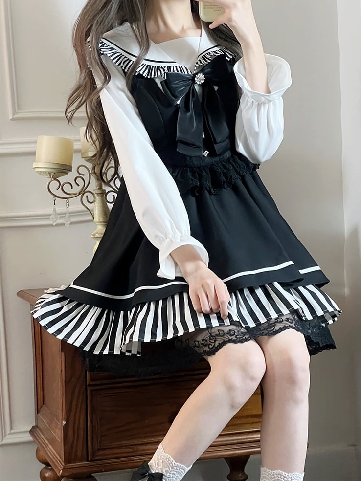Schwarzes JiraiKei Zweiteiler-Set mit Matrosenbluse und hoher Taille, Spitzenbesatz, Overallkleid