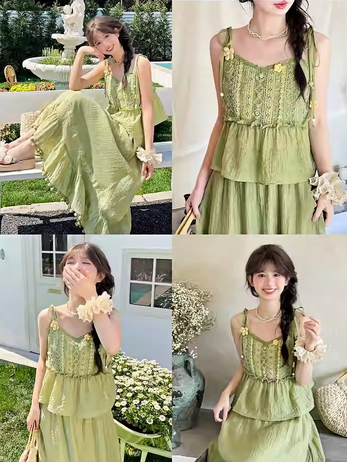 モリケイ グリーン ニット フローラルアクセント キャミソールトップ